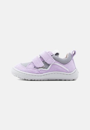 BAREFOOT BAZE - Chaussures premiers pas - lilac