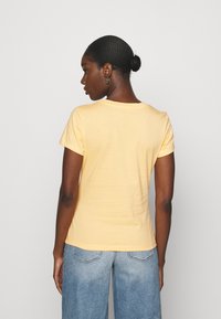 Calvin Klein Jeans MONOLOGO SLIM TEE 2 PACK - T-shirt básica - crushed orange/bright white