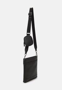 KARL LAGERFELD ESSENTIAL FLAT CROSSBODY SET - Borsa a tracolla - black