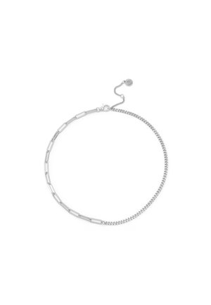 Collana in argento con metà dei link rettangolari allungati e metà della catena fine a maglia, dotata di un piccolo disco circolare vicino al gancio.