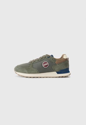 TRAVIS - Sneakers - military green/dark denim/brown