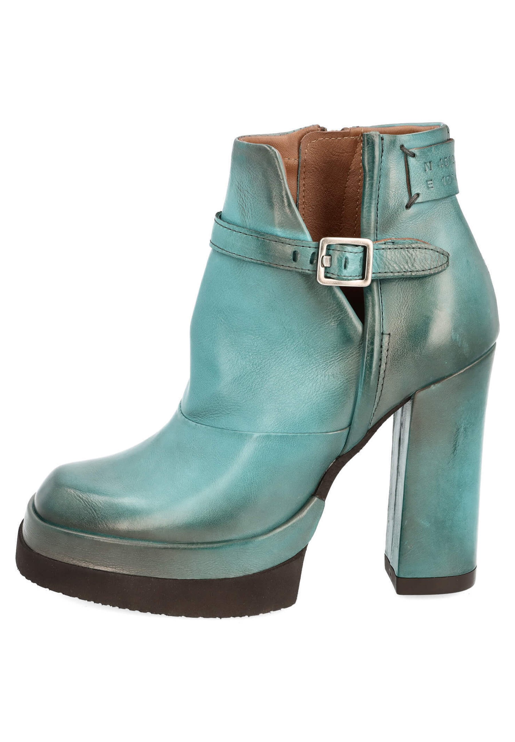 CATORCE カトルセ