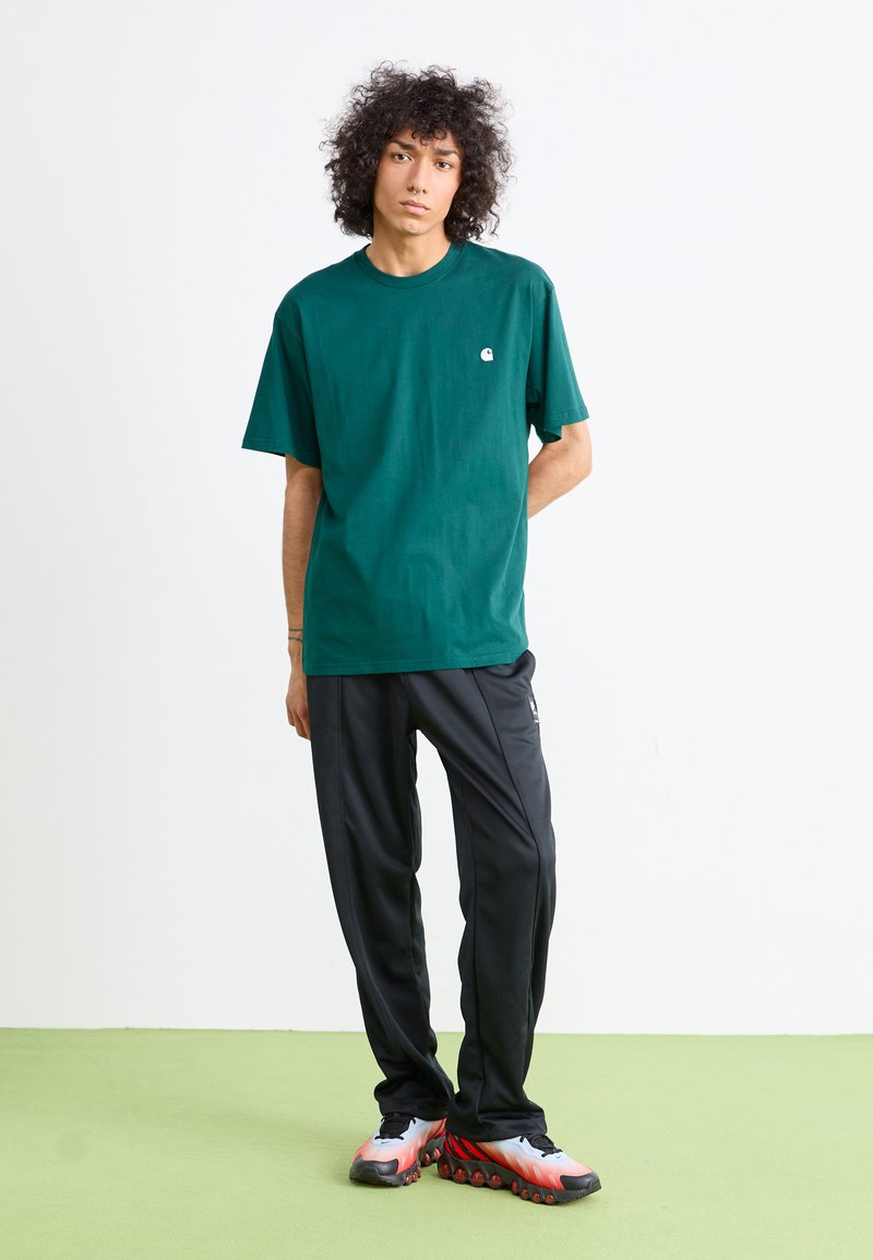 Carhartt WIP MADISON - Jednoduché tričko - dark fir