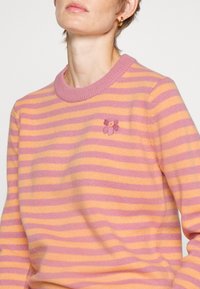 Marimekko Pullover - lilac