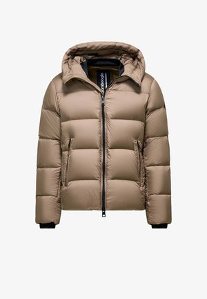 Giacca a vento imbottita di colore marrone chiaro con cappuccio. Presenta sezioni trapuntate, una chiusura con cerniera frontale e dettagli neri sui polsini. Materiale liscio e dalla texture.