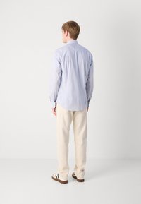 Calvin Klein Camisa elegante - blue dust