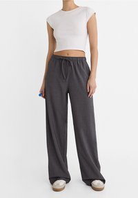 Stradivarius Pantalones deportivos - dark grey