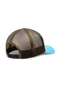Cappello da camionista con retro in rete marrone e visiera blu. Cinghia regolabile con chiusura nera e pannello bianco sulla parte superiore.