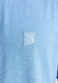 BRODY SLUB - Základné tričko - light blue