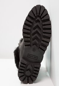 Panama Jack Stivaletti stringati - black