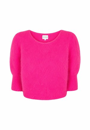 Pull en maille rose vif et duveteux, avec encolure ronde, manches courtes, poignets et ourlet côtelés, présenté sur fond blanc.