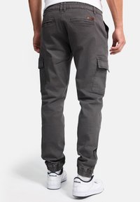 INDICODE JEANS AUGUST - Pantaloni cargo - raven