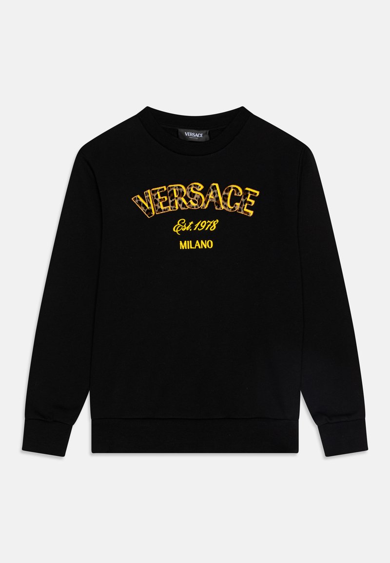 Sweatshirt noir en coton, avec un texte en imprimé léopard jaune qui indique "VERSACE Est. 1978 MILANO" sur le devant.