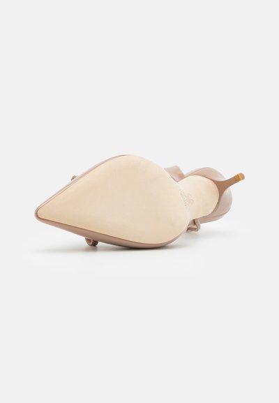 Stuart Weitzman TULLY SLINGBACK - Pantofi clasici cu toc - fawn