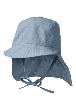 Lichtblauwe zonnehoed met brede achterklep en kinbanden voor zonbescherming, gemaakt van zachte stof.