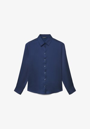 Chemise boutonnée bleu marine en tissu lisse, dotée d'un col classique, de manches longues et d'un léger éclat. Six boutons de fermeture sur le devant.