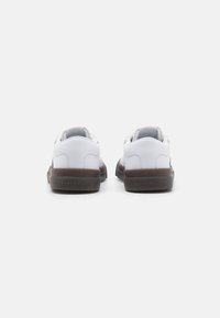Tommy Hilfiger CUPSET TERRACE - Zapatillas - white