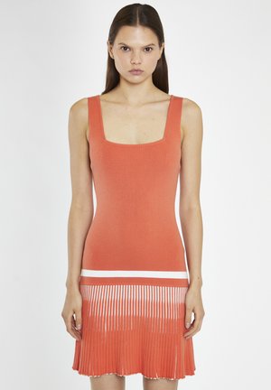 Pleated Knit Mini - Strickkleid - coral white