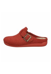 Sabot en feutre rouge avec un bout arrondi, une sangle en cuir réglable et une surface texturée. Doublure intérieure douce et semelle en caoutchouc.