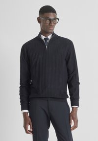 Unausgewählt, dark blue