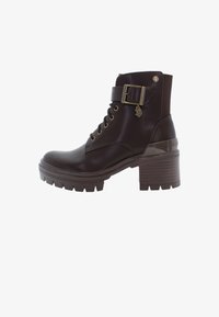 Nevybráno, marrone scuro