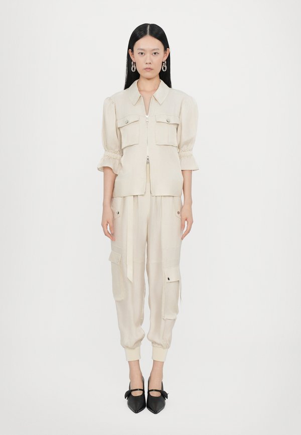 HARMONY PANT - Cargo trousers - light plaster4