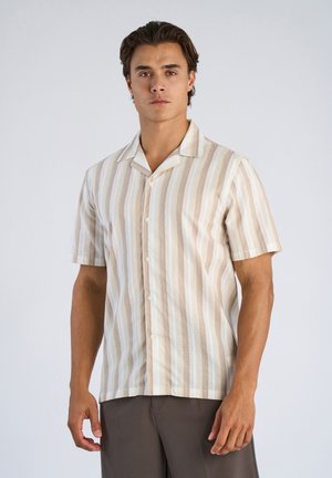 Kurzärmeliges Hemd in hellbeigen und cremefarbenen Streifen, aus leichtem Stoff gefertigt. Verfügt über einen notched Kragen und Knopfverschluss.