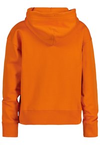 Felpa arancione con un tessuto morbido e texturizzato, outline della tasca a marsupio e polsini e orlo a costine. Cappuccio a doppio strato per uno stile accattivante.