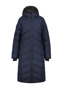 Cappotto imbottito blu navy con un design a chevron, chiusura con zip, cappuccio e tasche laterali. Presenta dettagli neri e maniche lunghe.
