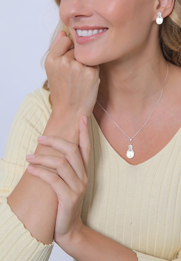 INFINITY - Ohrringe - silberfarben