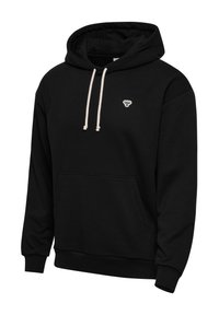 Sudadera negra con bolsillo delantero, cordones en crema y un pequeño logo bordado en el pecho. Tejido suave y texturizado, corte relajado.