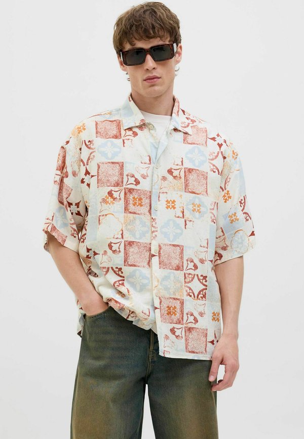 WIDE FIT - Hemd - cloud dancer