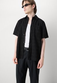 Les Deux CHARLIE SHIRT - Marškiniai - black