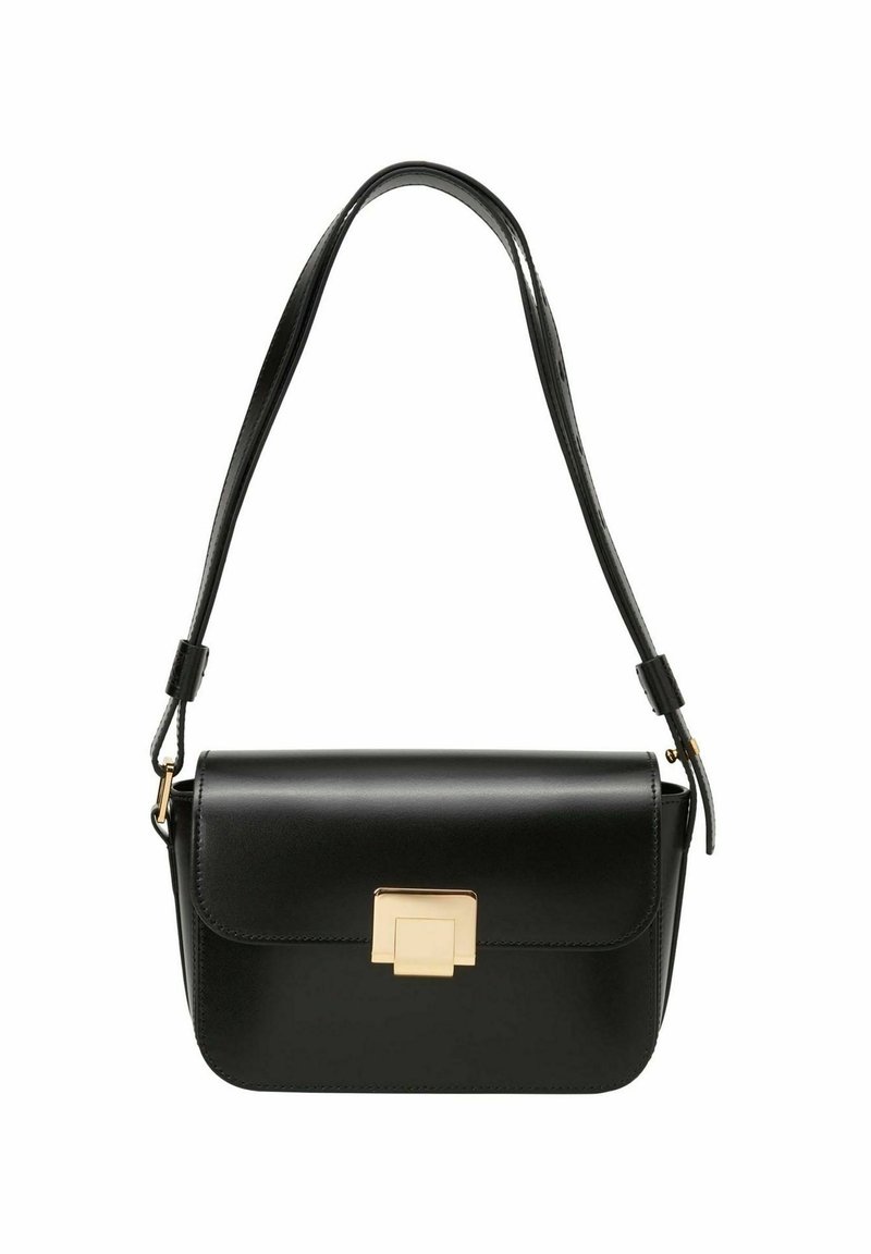 Sac à main en cuir noir de forme rectangulaire, avec un fermoir en métal doré et une seule sangle réglable. Texture lisse, design minimaliste.