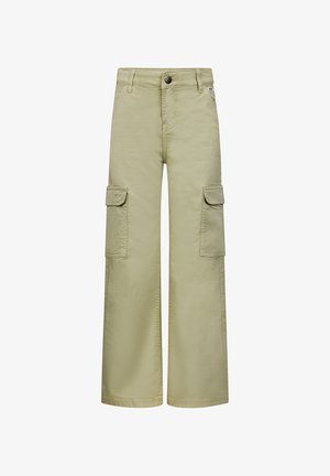Szerokie spodnie cargo w jasnooliwkowym kolorze z dwiema bocznymi kieszeniami, zapięciem na guziki i przeszyciami. Wykonane z trwałego materiału bawełnianego.