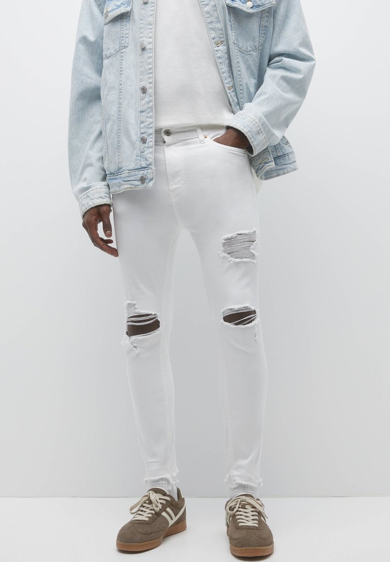 PULL&BEAR RIPPED CARROT Jeans Tapered Fit white Zalando.de