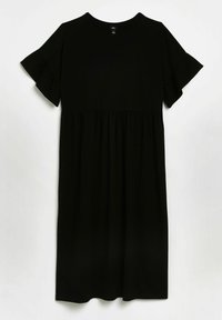 Svart klänning i mjukt tyg, med korta volangärmar, rund halslinning och en samlad midja för en lös passform.
