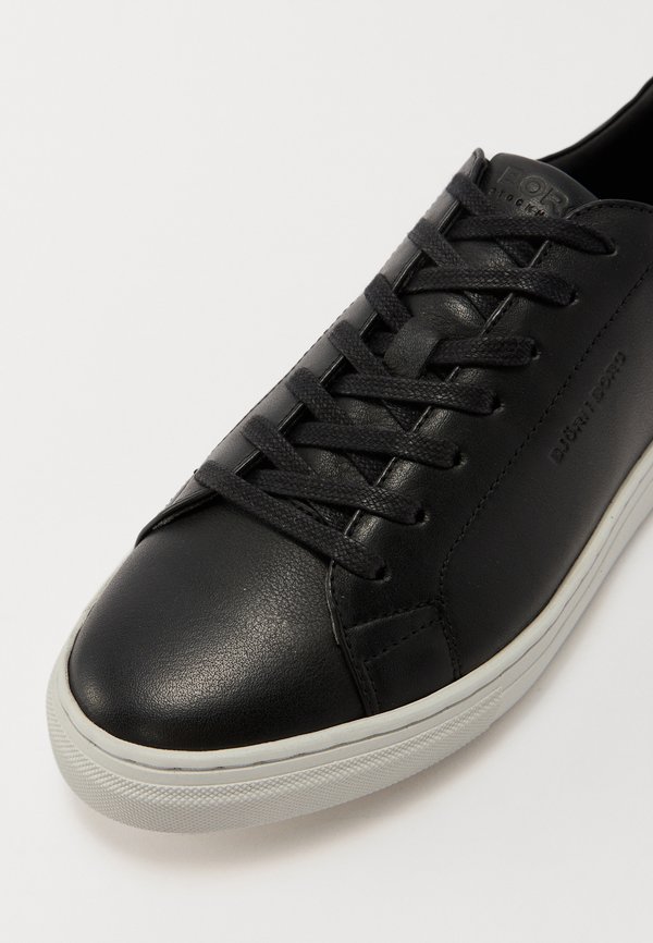 CLASSIC LT SL100 - Trainers2