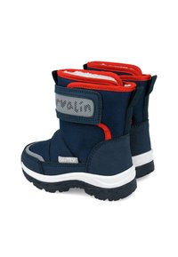 Botas infantiles de color azul marino con acentos rojos, forro interior suave, cinta de velcro y suelas texturizadas para mayor agarre. Fabricadas con tela duradera.