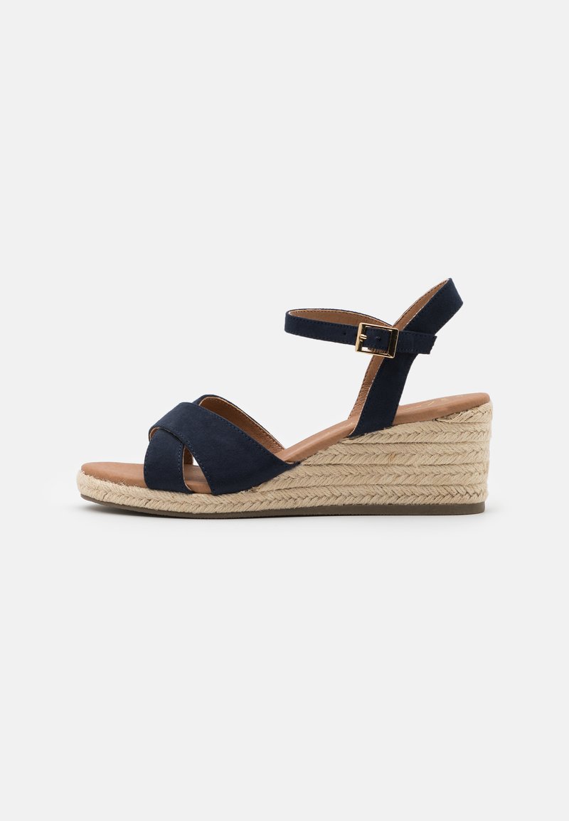 New Look Wide Fit Wide Fit Yabby Cross Vamp Low Wedge Espadrilles Navy Zalando Ie