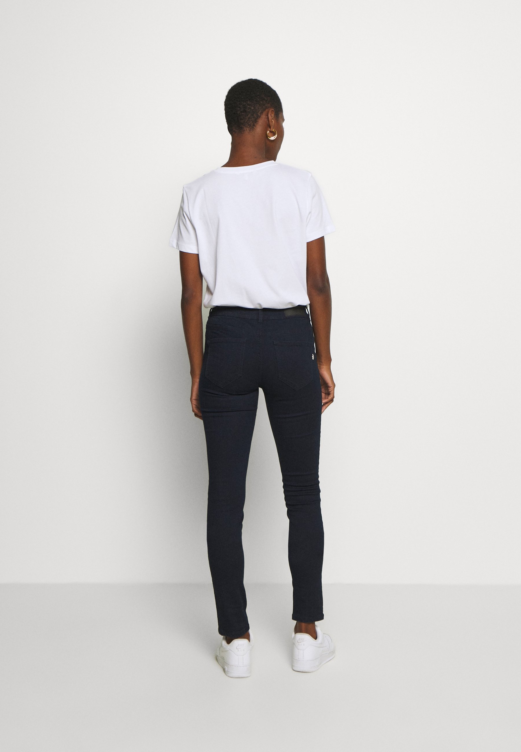 Pieszak DIVA SKINNY - Jeans Skinny Fit 