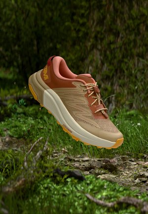Teva, HURRICANE TRAILSETTER - Маратонки - tan multi