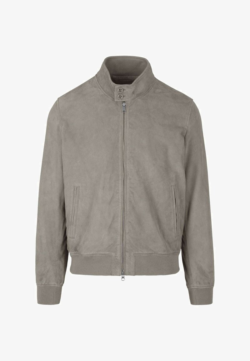 Giacca bomber in suede grigio con colletto alto, chiusura frontale con zip, tasche laterali e polsini e orlo a coste per un look aderente.