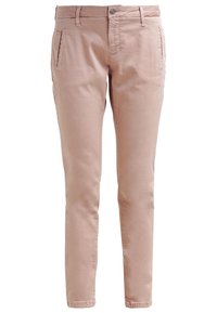 Ljusrosa bomullsbyxor med smal passform, med sidofickor, dragkedja och bälteshällor. Slät textur med diskreta sömnadsdetaljer.