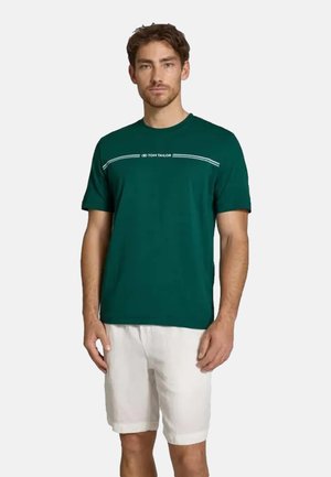 CREW NECK - Camiseta estampada - grün