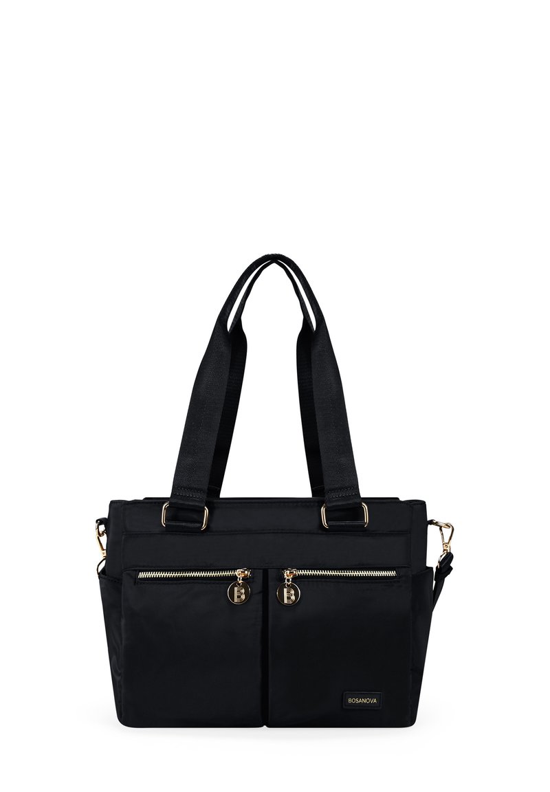 Bolsa tote de nylon negra con doble bolsillo frontal con cremallera, herrajes en tono dorado y doble asa corta. Incluye una correa de hombro ajustable.