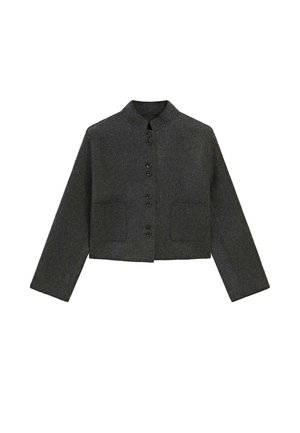 Giacca di lana grigia scura cropped con maniche lunghe, colletto a bustina, chiusura frontale con bottoni e due tasche applicate frontali.