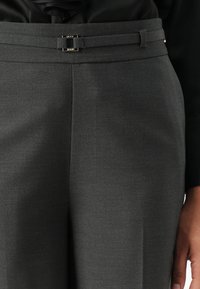 JOOP! PAULINA - Stoffhose - open grey