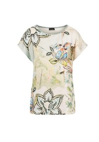 Bloemrijke short-sleeve top met een licht crèmekleurige basis, gemengde patronen en een zachte textuur. Het ontwerp bevat kleurrijke bloesems en abstracte vormen.
