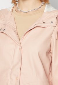 Vero Moda Parkas - light pink